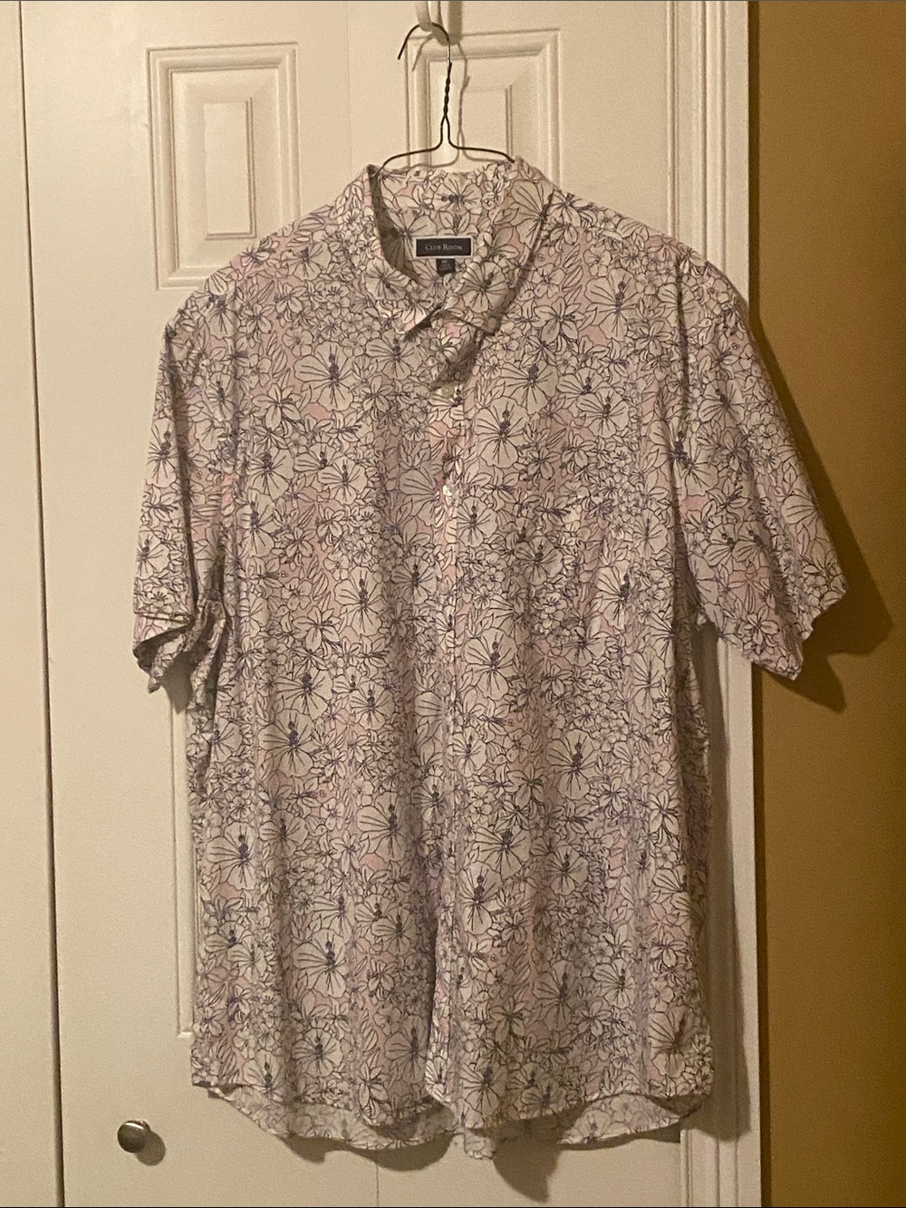 Club Room Men’s Pale Pink Floral Short-Sleeve Button-Down Shirt